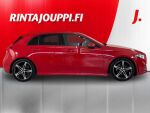 Mercedes-Benz A 2018 Punainen