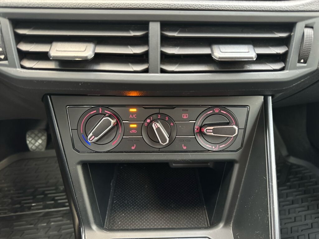 Volkswagen Polo 2020 Sininen