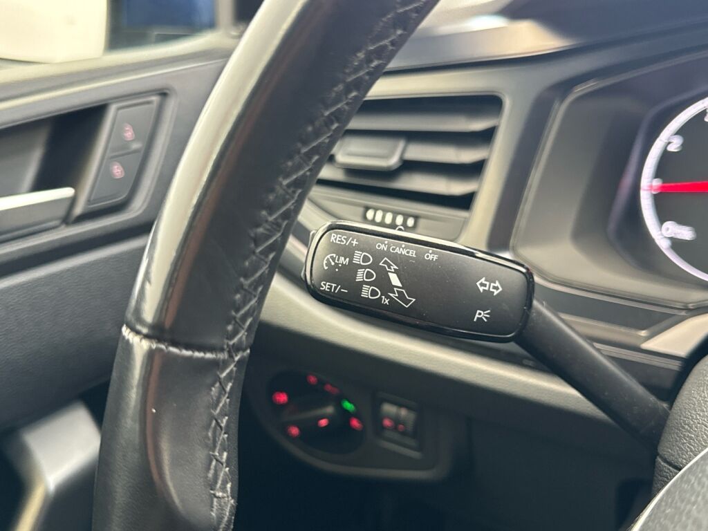 Volkswagen Polo 2020 Sininen