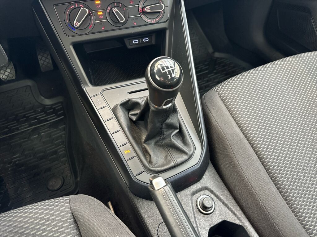 Volkswagen Polo 2020 Sininen