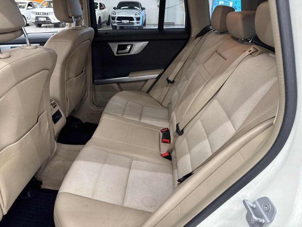 Mercedes-Benz GLK 2010 Valkoinen