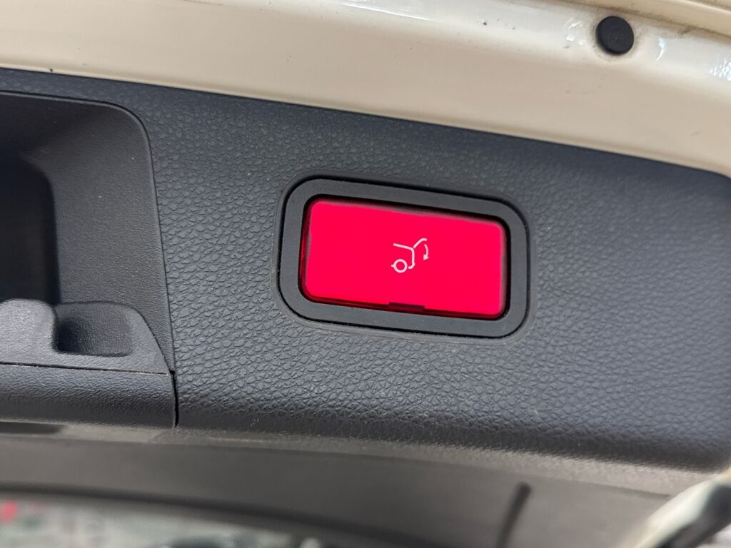 Mercedes-Benz GLK 2010 Valkoinen