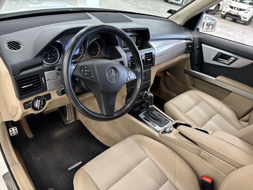 Mercedes-Benz GLK 2010 Valkoinen