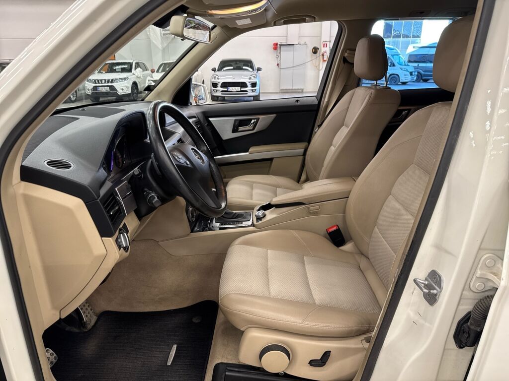 Mercedes-Benz GLK 2010 Valkoinen