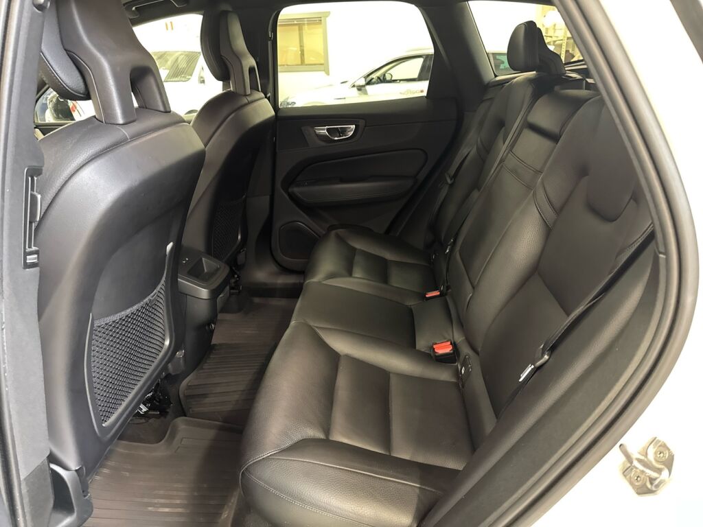 Volvo XC60 2018 Valkoinen