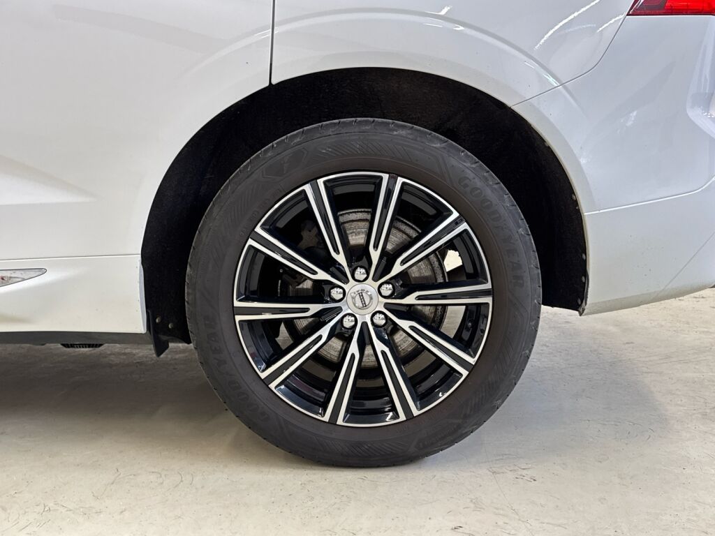 Volvo XC60 2018 Valkoinen