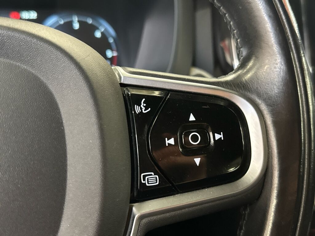 Volvo XC60 2018 Valkoinen