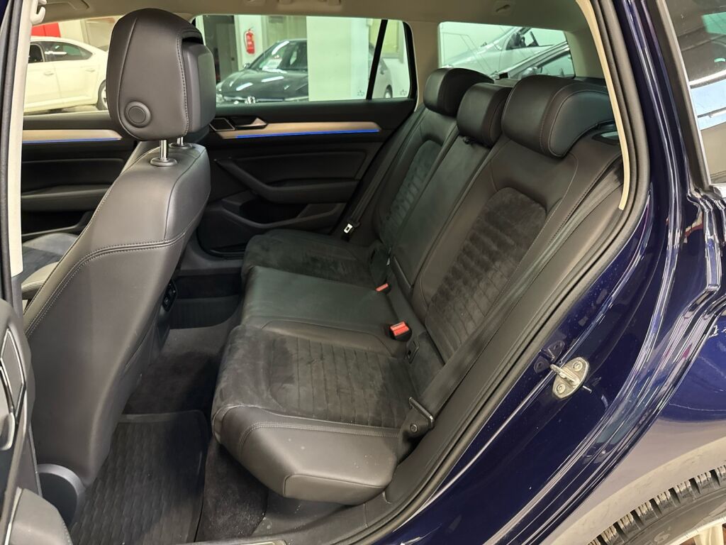 Volkswagen Passat 2017 Sininen
