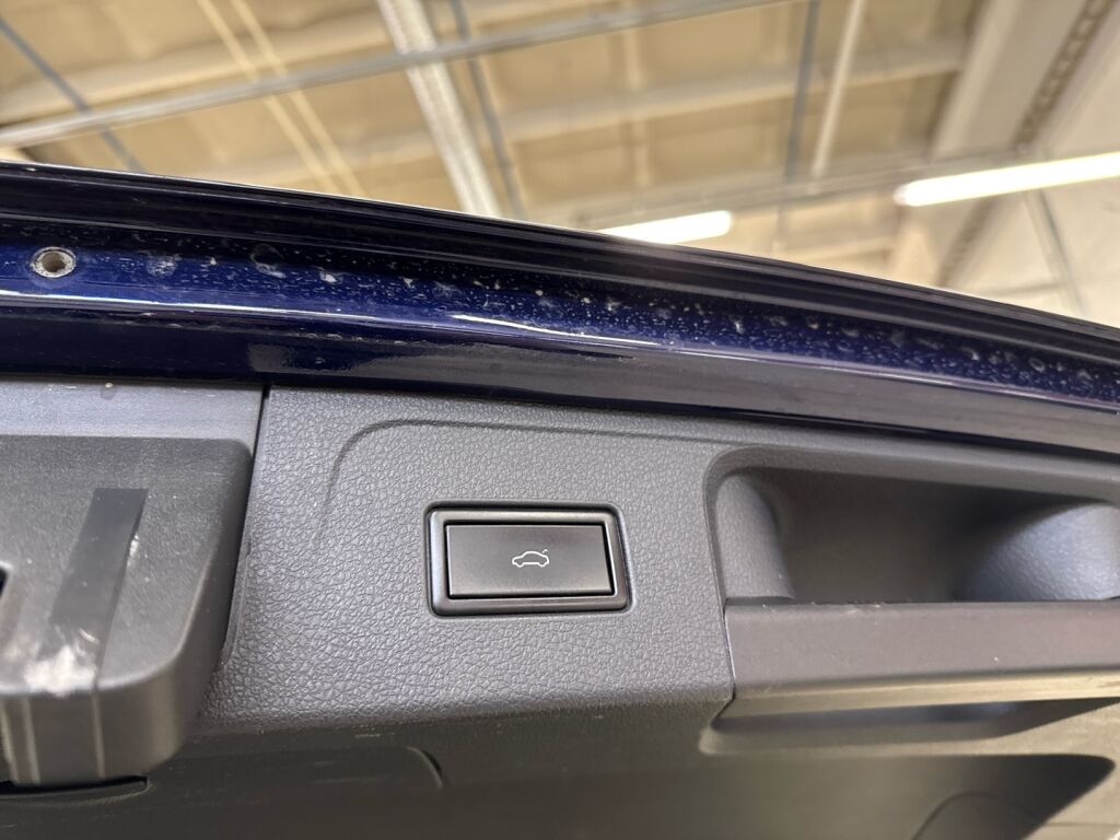 Volkswagen Passat 2017 Sininen