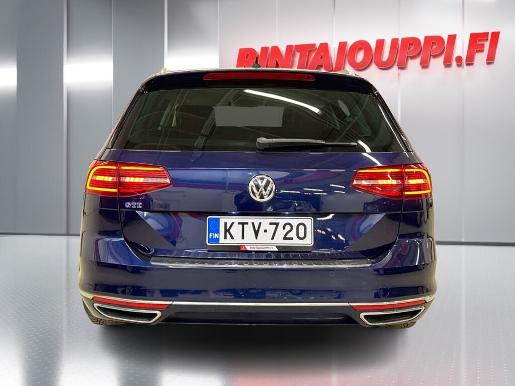 Volkswagen Passat 2017 Sininen