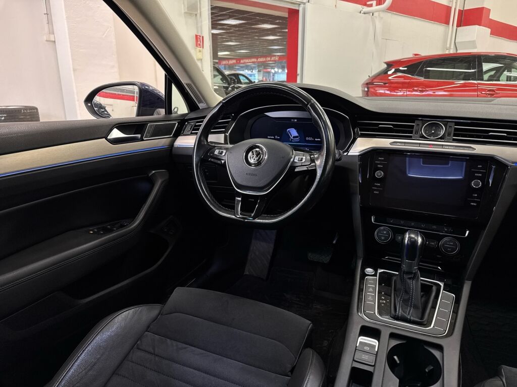 Volkswagen Passat 2017 Sininen
