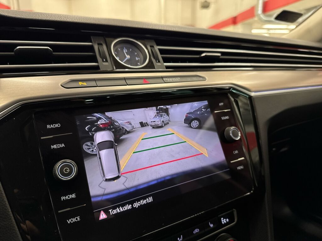 Volkswagen Passat 2017 Sininen