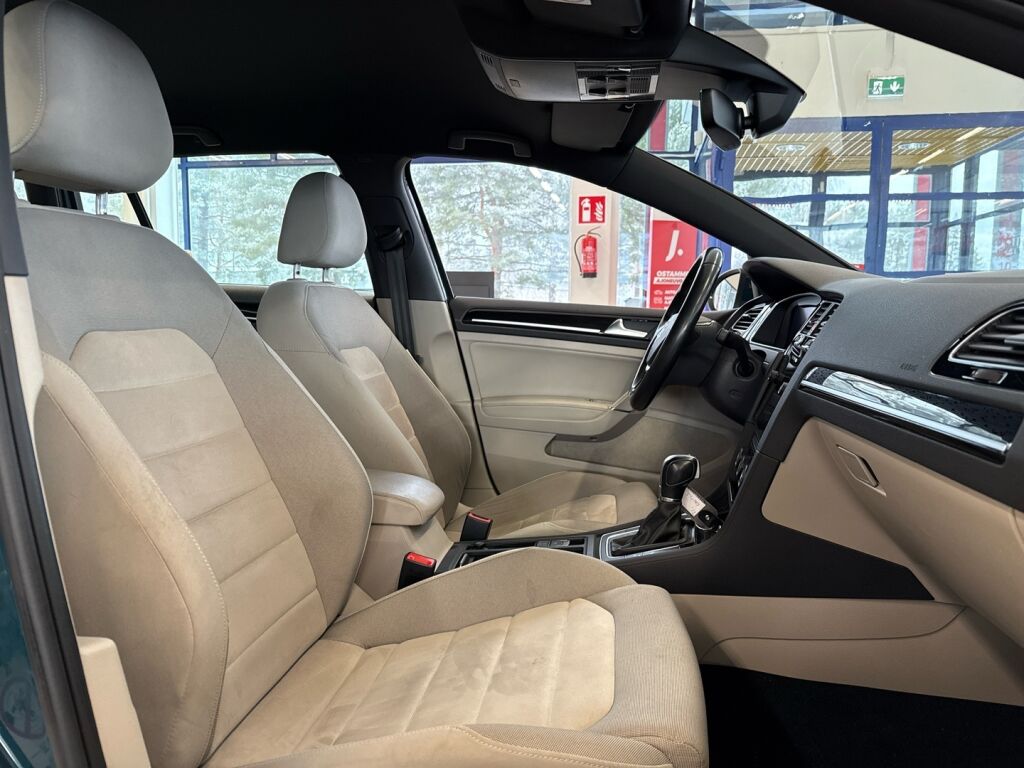 Volkswagen Golf 2018 Vihreä