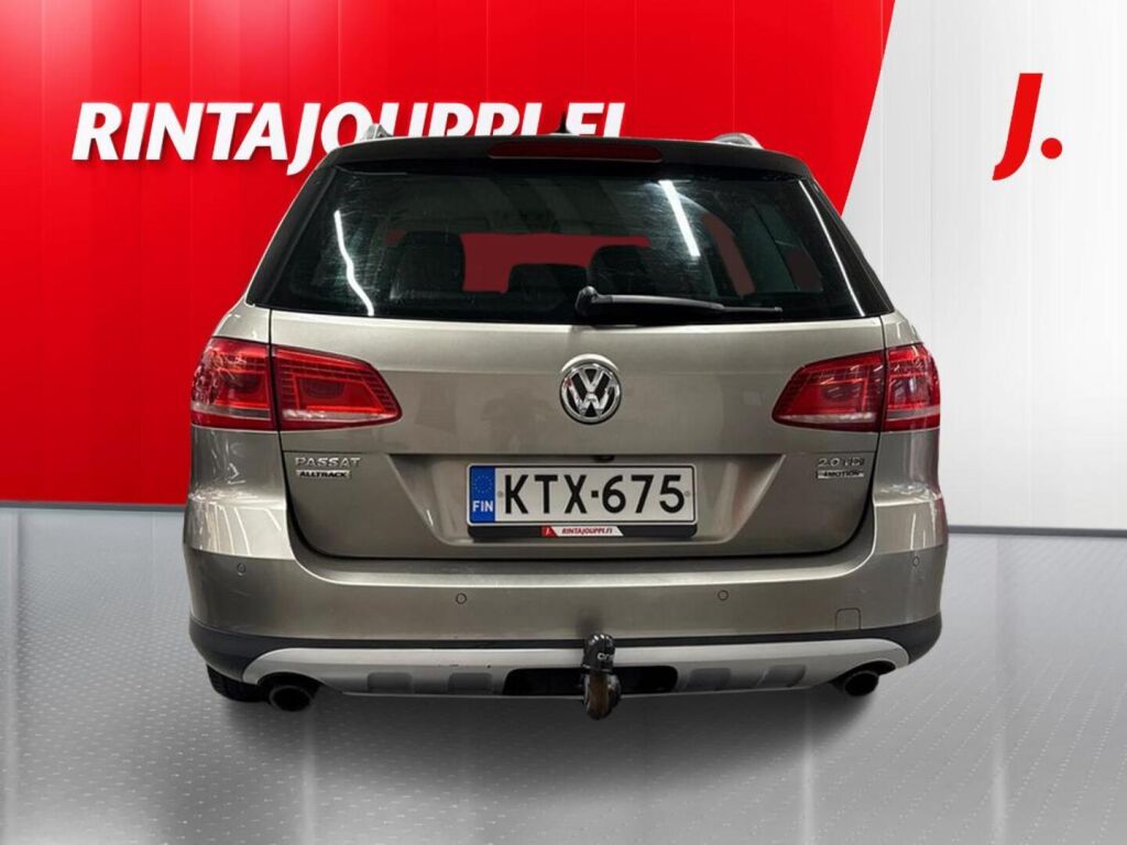 Volkswagen Passat 2014 Ruskea (beige)