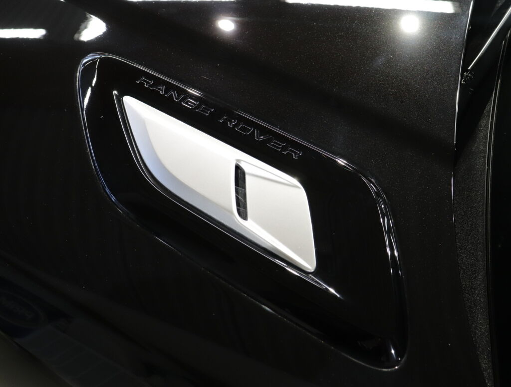 Land Rover Range Rover Sport 2021 Musta