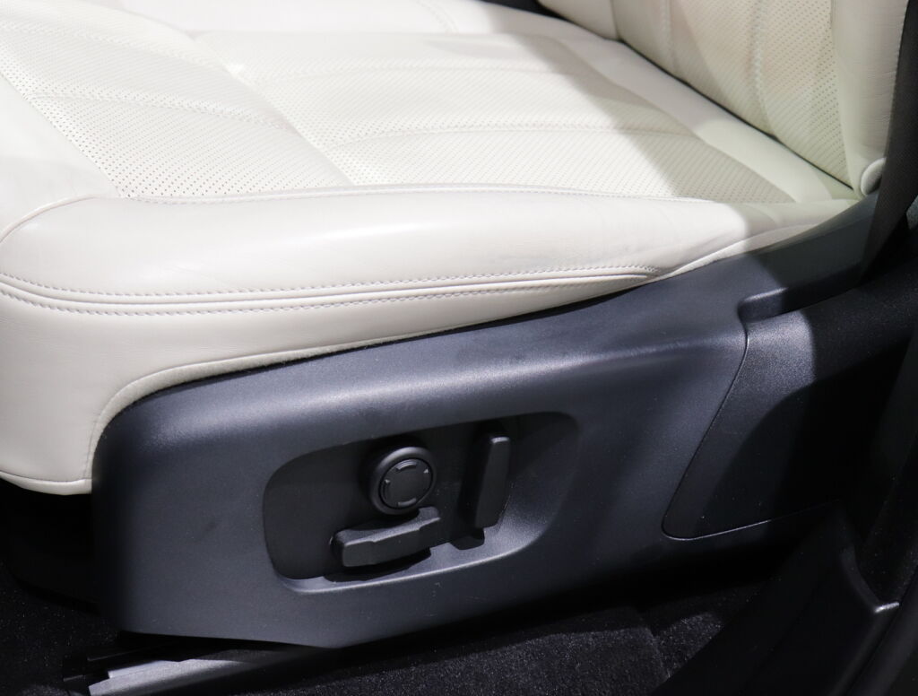 Land Rover Range Rover Sport 2021 Musta