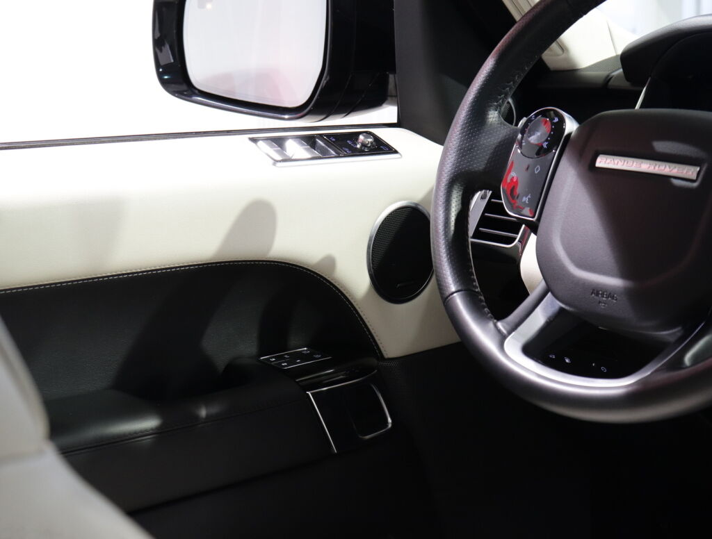 Land Rover Range Rover Sport 2021 Musta