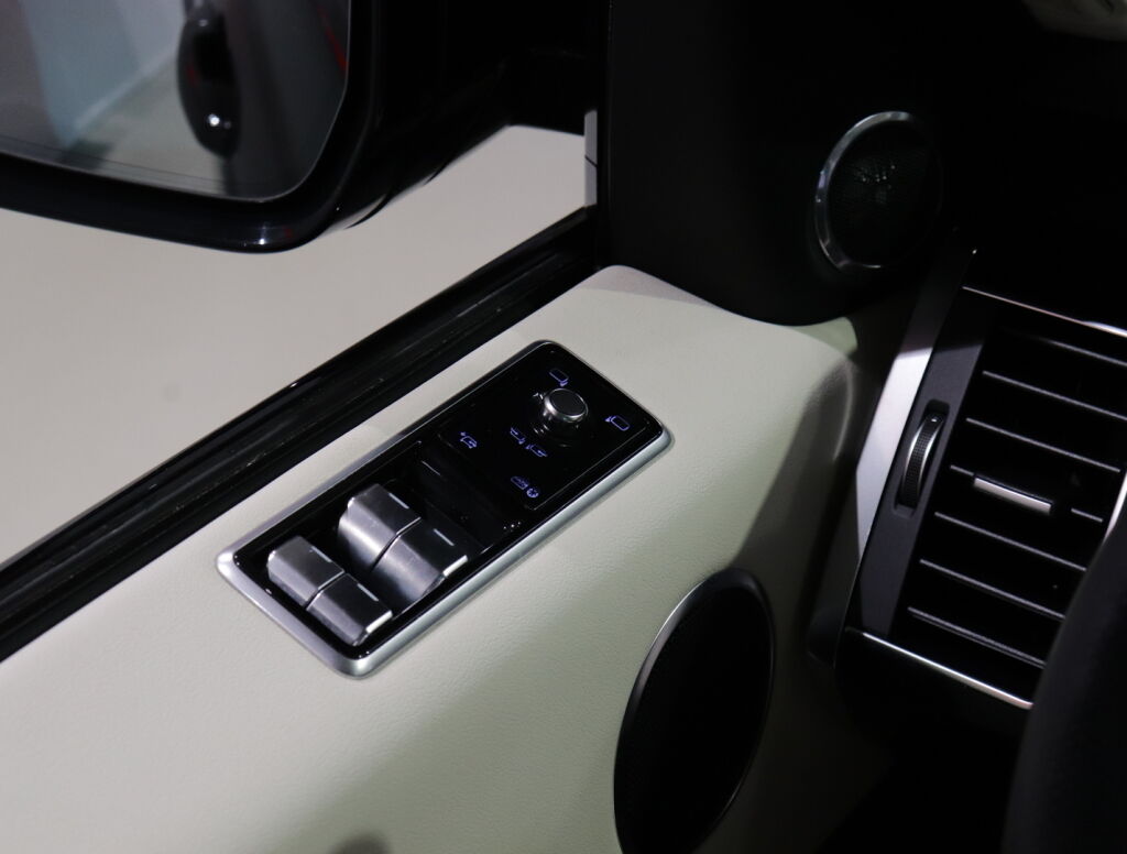 Land Rover Range Rover Sport 2021 Musta