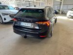 Skoda Octavia 2021 Musta