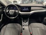 Skoda Octavia 2021 Musta