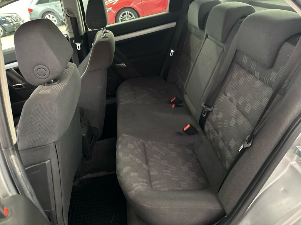 Opel Vectra 2003 Hopea