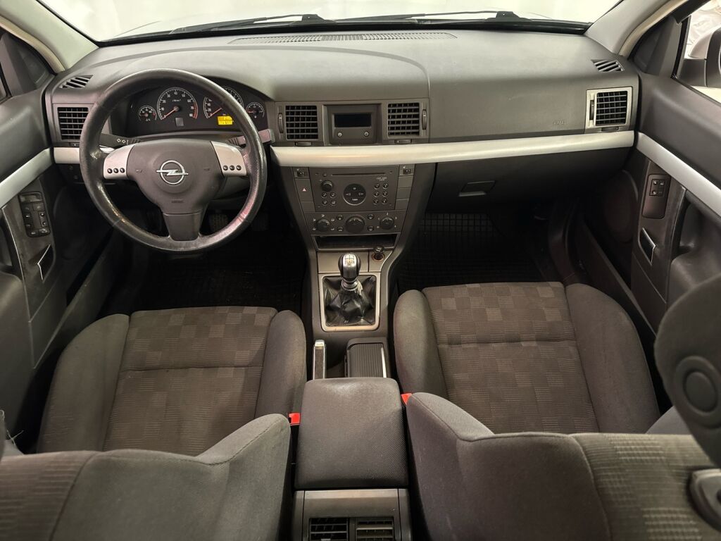 Opel Vectra 2003 Hopea