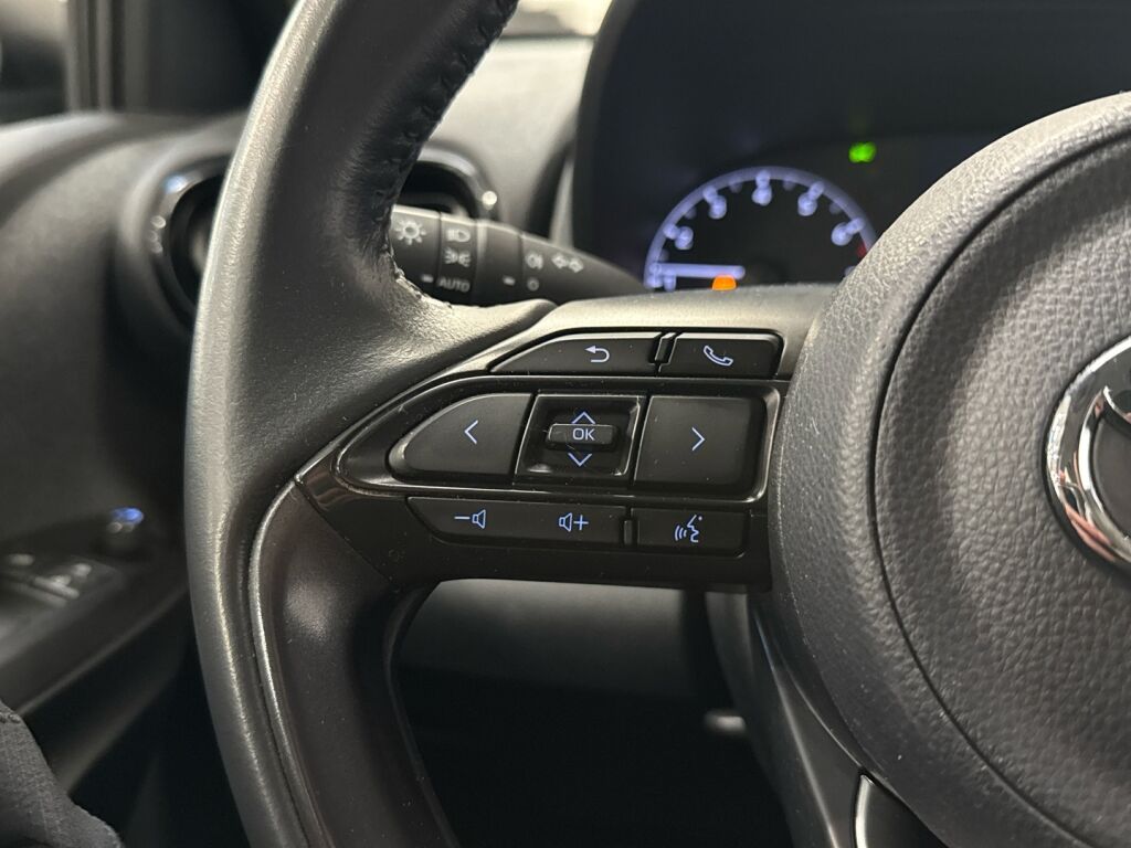 Toyota Yaris 2020 Valkoinen