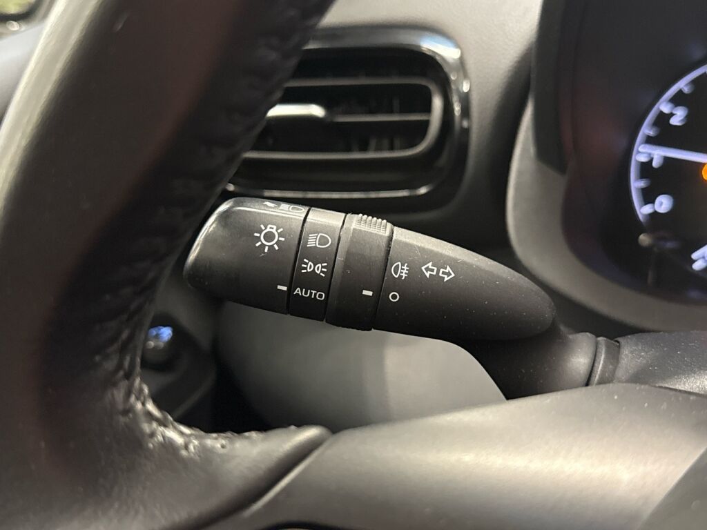 Toyota Yaris 2020 Valkoinen