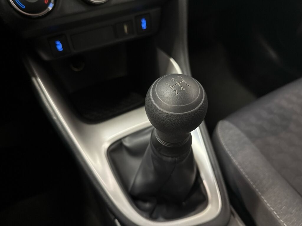 Toyota Yaris 2020 Valkoinen