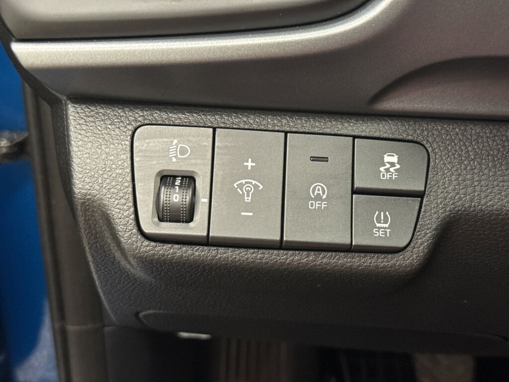 Kia Stonic 2021 Sininen