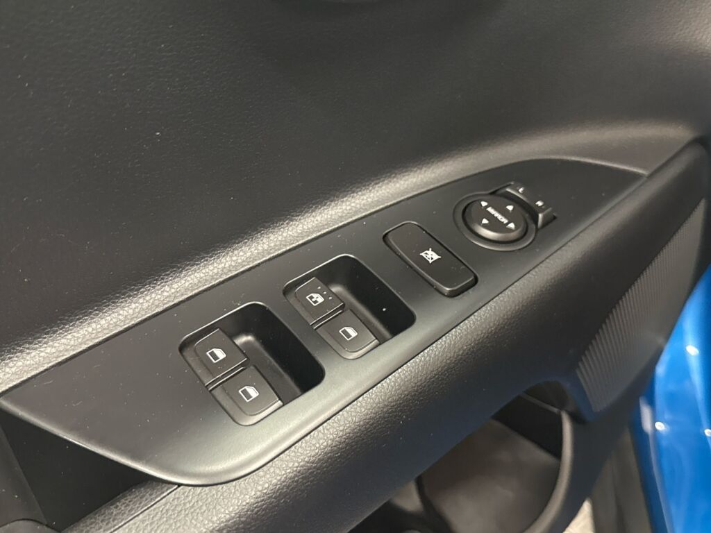 Kia Stonic 2021 Sininen