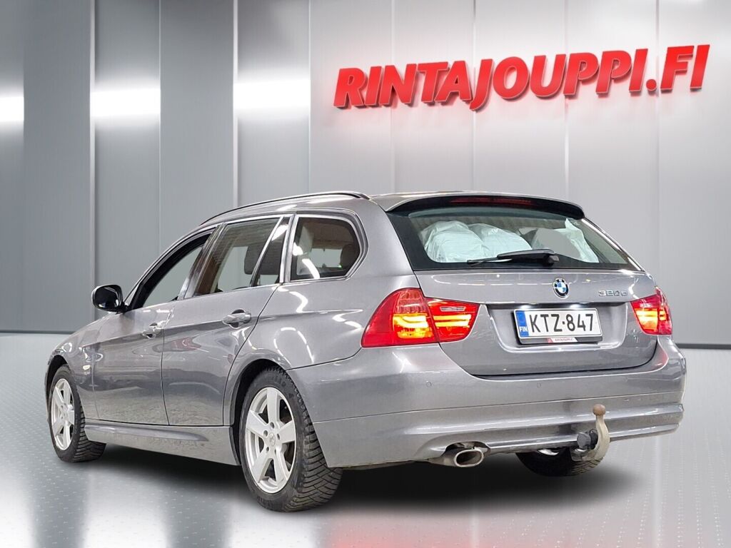 BMW 320 2012 Harmaa
