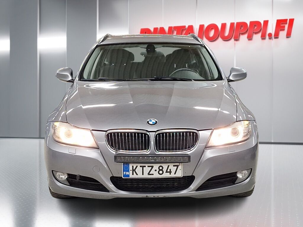 BMW 320 2012 Harmaa