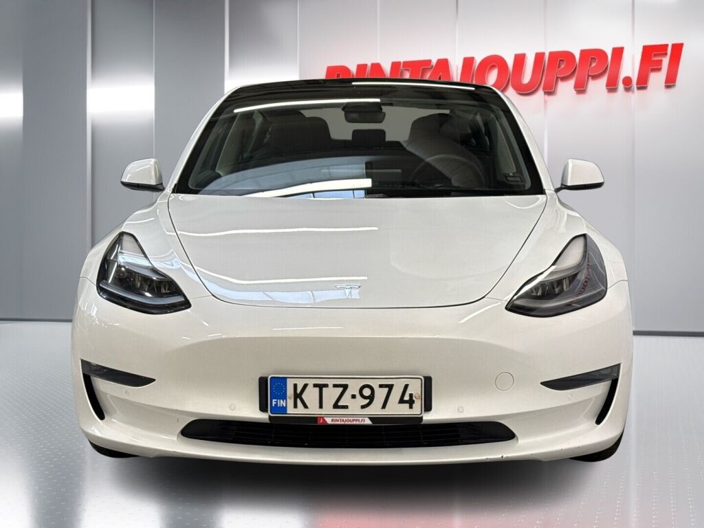 Tesla Model 3 2021 Valkoinen