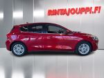Ford Focus 2021 Punainen