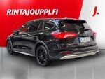 Ford Focus 2021 Musta