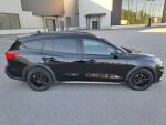 Ford Focus 2021 Musta