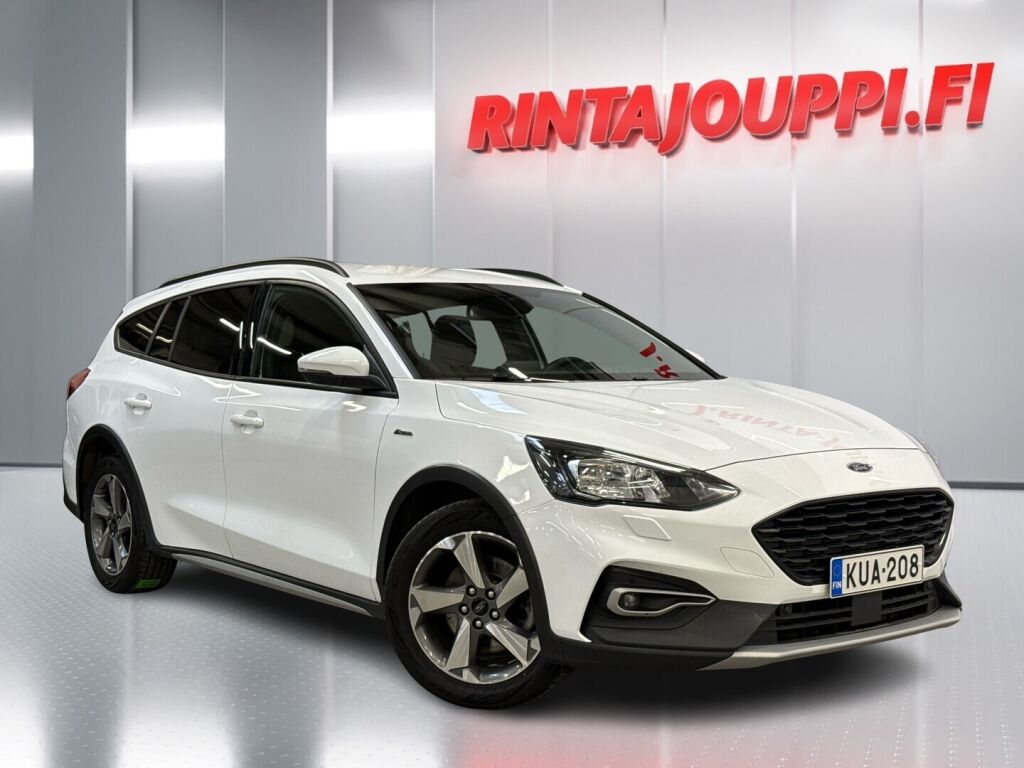 Ford Focus 2021 Valkoinen
