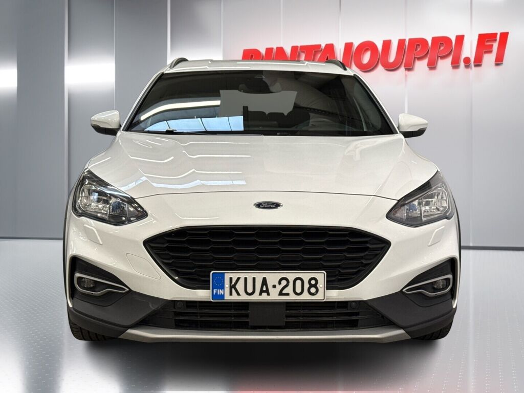 Ford Focus 2021 Valkoinen