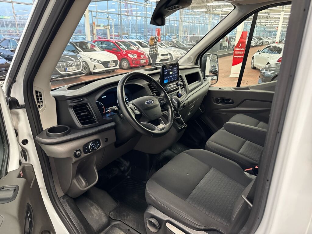 Ford Transit 2021 Valkoinen