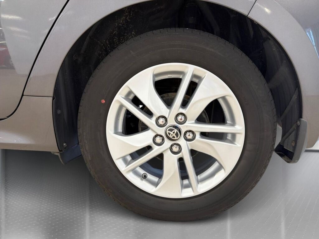 Toyota Yaris 2020 Harmaa