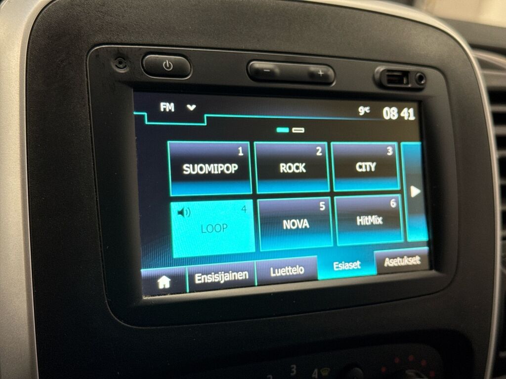 Renault Trafic 2021 Valkoinen