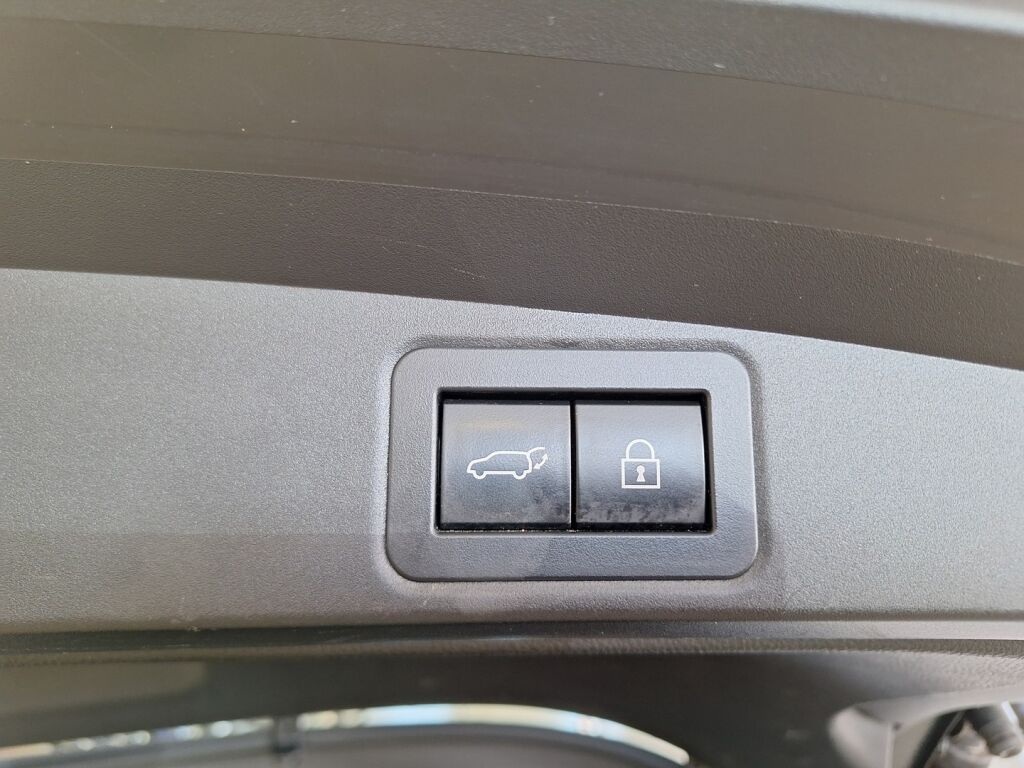 Toyota Corolla 2020 Ruskea (beige)