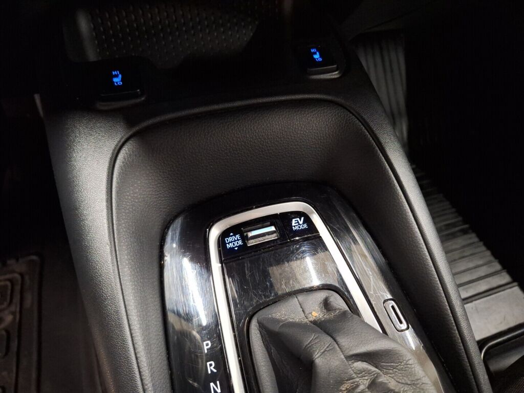 Toyota Corolla 2020 Ruskea (beige)