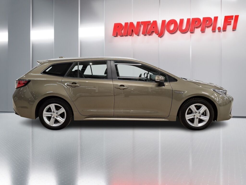 Toyota Corolla 2020 Ruskea (beige)