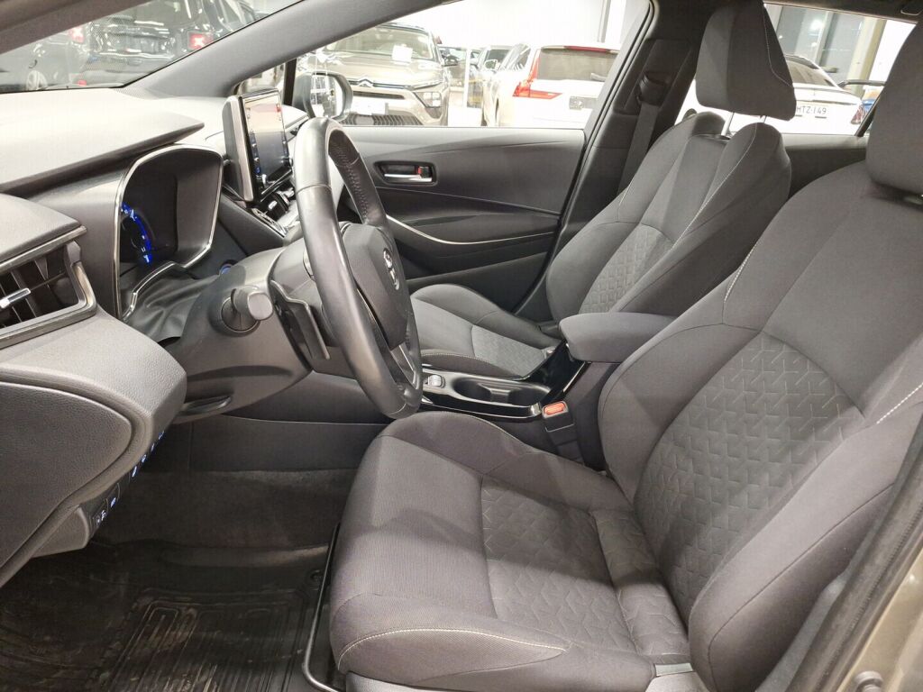 Toyota Corolla 2020 Ruskea (beige)