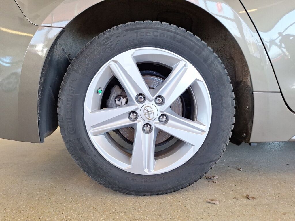 Toyota Corolla 2020 Ruskea (beige)