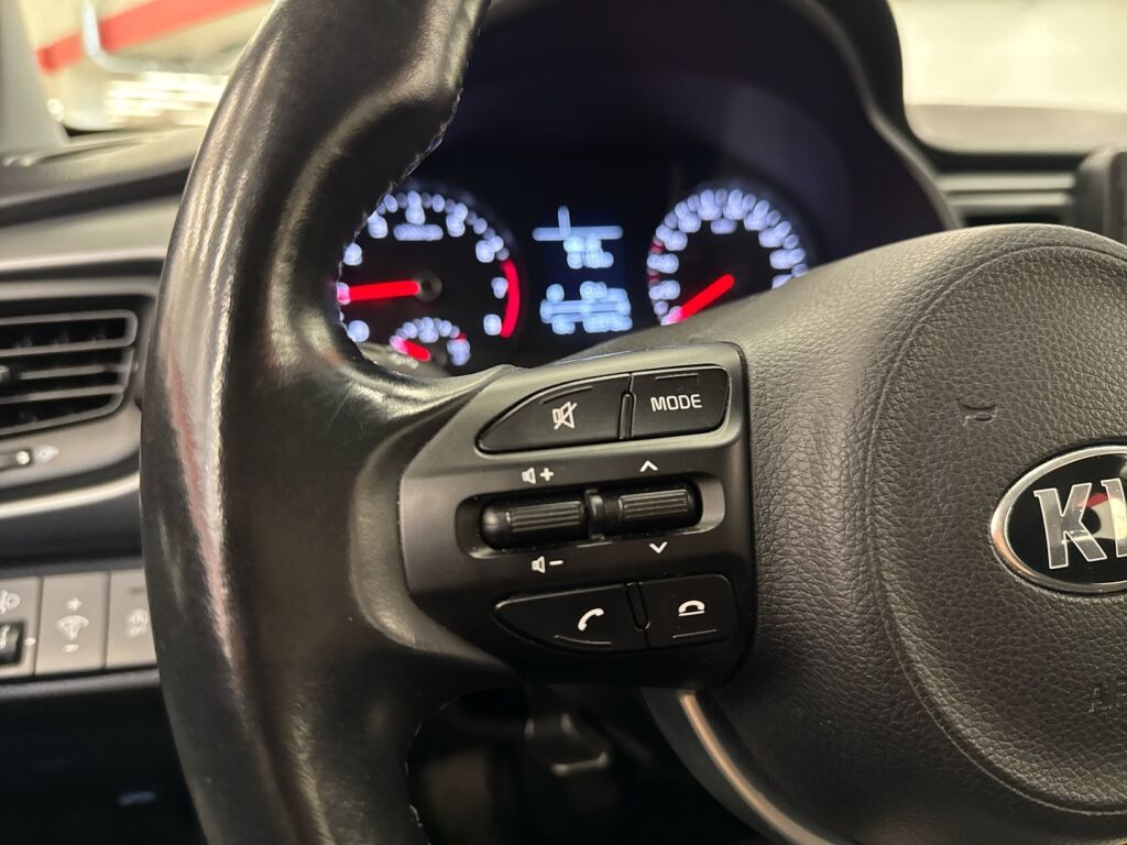 Kia Rio 2020 Sininen