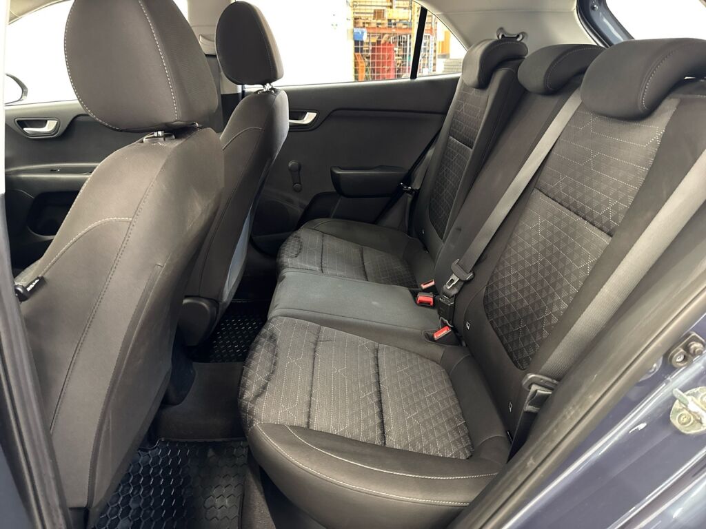 Kia Rio 2020 Sininen