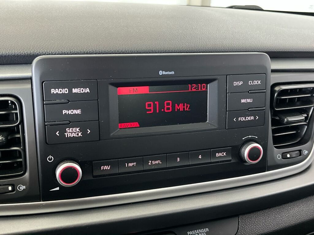 Kia Rio 2021 Valkoinen